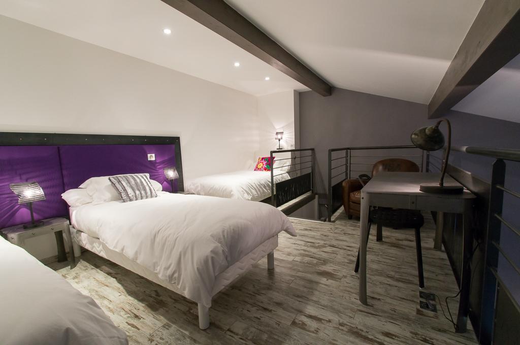 Chambres D'Hotes La Leva Villette-dʼAnthon الغرفة الصورة